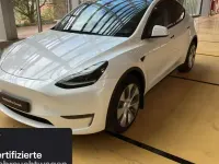 Gebraucht Tesla Model Y 273 kW (372 PS) 2023 Weiß SUV