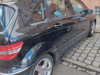Gebraucht Mercedes B180 109 PS (80 kW) 2006 Schwarz Van / Kleinbus