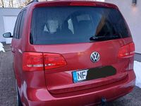Gebraucht VW Touran 105 PS (77 kW) 2013 Rot Van / Kleinbus
