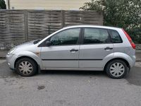 Gebraucht Ford Fiesta 80 PS (58 kW) 2002 Silber Kleinwagen