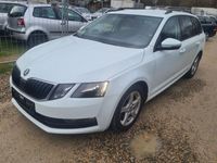 gebraucht Skoda Octavia Combi Ambition