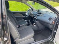 Gebraucht Renault Twingo 75 PS (55 kW) 2011 Schwarz Kleinwagen