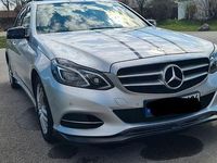 Usado Mercedes E220 Edition 170 CV (125 kW) 2013 Plateado Berlina