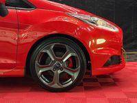 Gebraucht Ford Fiesta ST 182 PS (133 kW) 2015 Rot Kleinwagen