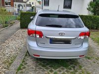 gebraucht Toyota Avensis Kombi TÜV neu ohne Mängel, KAT neu