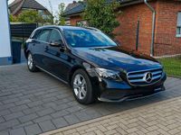 Gebraucht Mercedes E220 Avantgarde 194 PS (142 kW) 2017 Schwarz Kombi