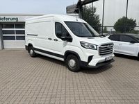 Second-hand Maxus V90 148 CP (108 kW) 2024 Alb Van