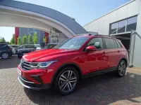 Gebraucht VW Tiguan 150 PS (110 kW) 2022 Rot SUV