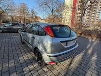 Gebraucht Ford Focus 101 PS (74 kW) 2004 Silber Kleinwagen