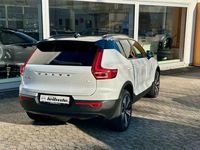 Gebraucht Volvo XC40 Core 169 kW (231 PS) 2022 Crystal white / metallic (metallic) SUV