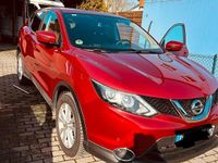 Gebraucht Nissan Qashqai 131 PS (96 kW) 2016 Rot SUV