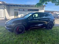 Second-hand Porsche Cayenne 420 CP (308 kW) 2012 Negru SUV