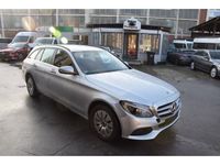 Używany Mercedes C220 170 KM (125 kW) 2017 Srebrny Kombi