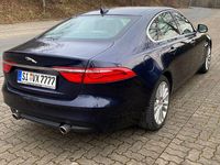 Gebraucht Jaguar XF 300 PS (220 kW) 2016 Blau Limousine
