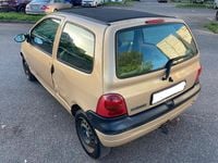 Usata Renault Twingo 75 CV (55 kW) 2003 Giallo Utilitaria