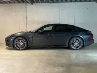 Gebraucht Porsche Panamera 4 E-Hybrid 470 PS (345 kW) 2024 Vulkangraumetallic Kleinwagen