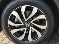 Gebraucht VW Golf VIII Active 150 PS (110 kW) 2021 Uranograu Limousine