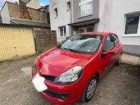 Gebraucht Renault Clio II 75 PS (55 kW) 2007 Rot Kleinwagen