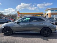 Gebraucht Honda Civic Elegance 129 PS (94 kW) 2018 Polished metal m. Kleinwagen