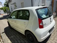 Używany Seat Mii Chic 68 KM (50 kW) 2018 Biały Hatchback