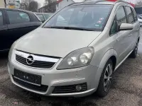 Gebraucht Opel Zafira 150 PS (110 kW) 2006 Gold Van / Kleinbus