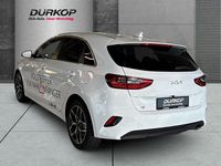 Gebraucht Kia Ceed Style 140 PS (102 kW) 2025 (wd) cararraweiss Kleinwagen