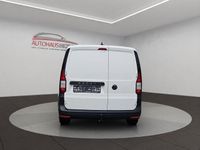 Gebraucht VW Caddy 102 PS (75 kW) 2022 Weiss Van / Kleinbus