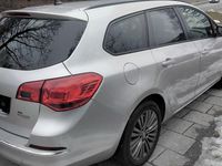 Gebraucht Opel Astra Edition 110 PS (80 kW) 2014 Silber Kombi