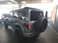 Neu Jeep Wrangler 272 PS (200 kW) 2025 Grau SUV
