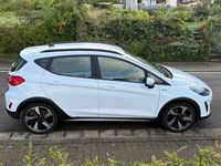 Gebraucht Ford Fiesta Active X 155 PS (114 kW) 2022 Weiß Limousine