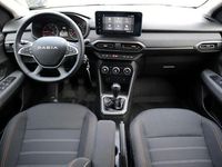 Gebraucht Dacia Sandero Expression 101 PS (74 kW) 2024 Beige Kleinwagen