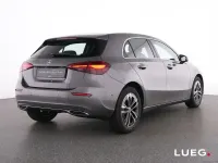 Gebraucht Mercedes A200 Progressive 163 PS (119 kW) 2025 Grau Limousine