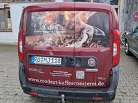 Gebraucht Fiat Doblò 105 PS (77 kW) 2015 Rot Van / Kleinbus