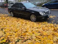 Gebraucht Mercedes E220 Avantgarde 170 PS (125 kW) 2006 Schwarz Limousine