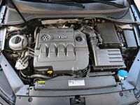 Gebraucht VW Passat 150 PS (110 kW) 2015 Grau Kombi