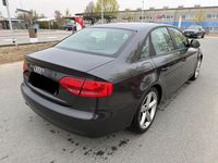 Second-hand Audi A4 S-Line 160 CP (117 kW) 2008 Gri Berlinǎ