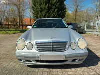Gebraucht Mercedes E240 Elegance 170 PS (125 kW) 2001 Silber Limousine