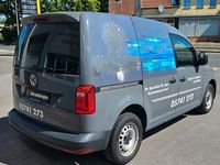 Usata VW Caddy 102 CV (75 kW) 2018 Grigio Monovolume