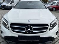 Gebraucht Mercedes GLA250 211 PS (155 kW) 2016 Weiß SUV