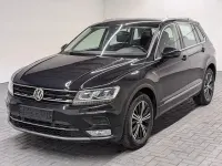 Gebraucht VW Tiguan Highline 150 PS (110 kW) 2017 Tiefschwarzmet. SUV