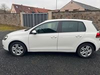 Gebraucht VW Golf VI 122 PS (89 kW) 2009 Weiß Kleinwagen
