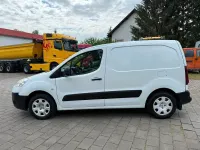 Gebraucht Peugeot Partner 90 PS (66 kW) 2012 Weiß Van / Kleinbus