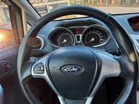 Gebraucht Ford Fiesta Trend 82 PS (60 kW) 2009 Blau Kleinwagen