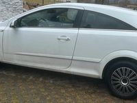 Gebraucht Opel Astra GTC 90 PS (66 kW) 2008 Weiß Coupé
