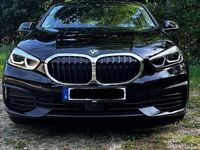 Gebraucht BMW 118 Advantage 140 PS (102 kW) 2020 Schwarz Kleinwagen