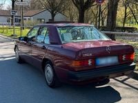 Gebraucht Mercedes 190 75 PS (55 kW) 1991 Rot Limousine