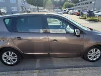 Gebraucht Renault Scénic III Dynamique 106 PS (77 kW) 2010 Braun Van / Kleinbus