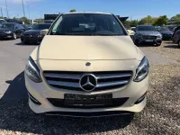 Gebraucht Mercedes B180 109 PS (80 kW) 2018 Beige Van / Kleinbus