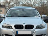 Gebraucht BMW 320 170 PS (125 kW) 2008 Silber Limousine