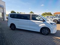Neu Ford Tourneo Titanium 232 PS (170 kW) 2026 Weiß Van / Kleinbus